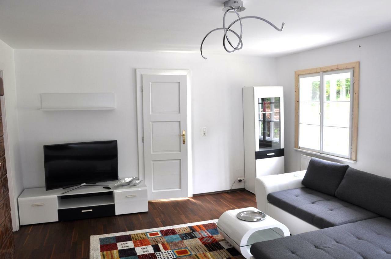 Romeo Caviar Suiten Mariasdorf Exterior foto